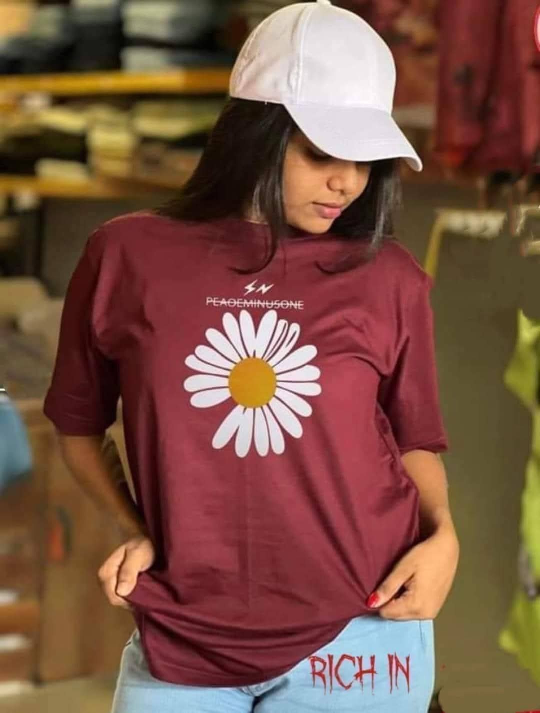 Ladies  𝗗𝗿𝗼𝗽 𝗦𝗵𝗼𝘂𝗹𝗱𝗲𝗿 𝗧-𝗦𝗵𝗶𝗿𝘁