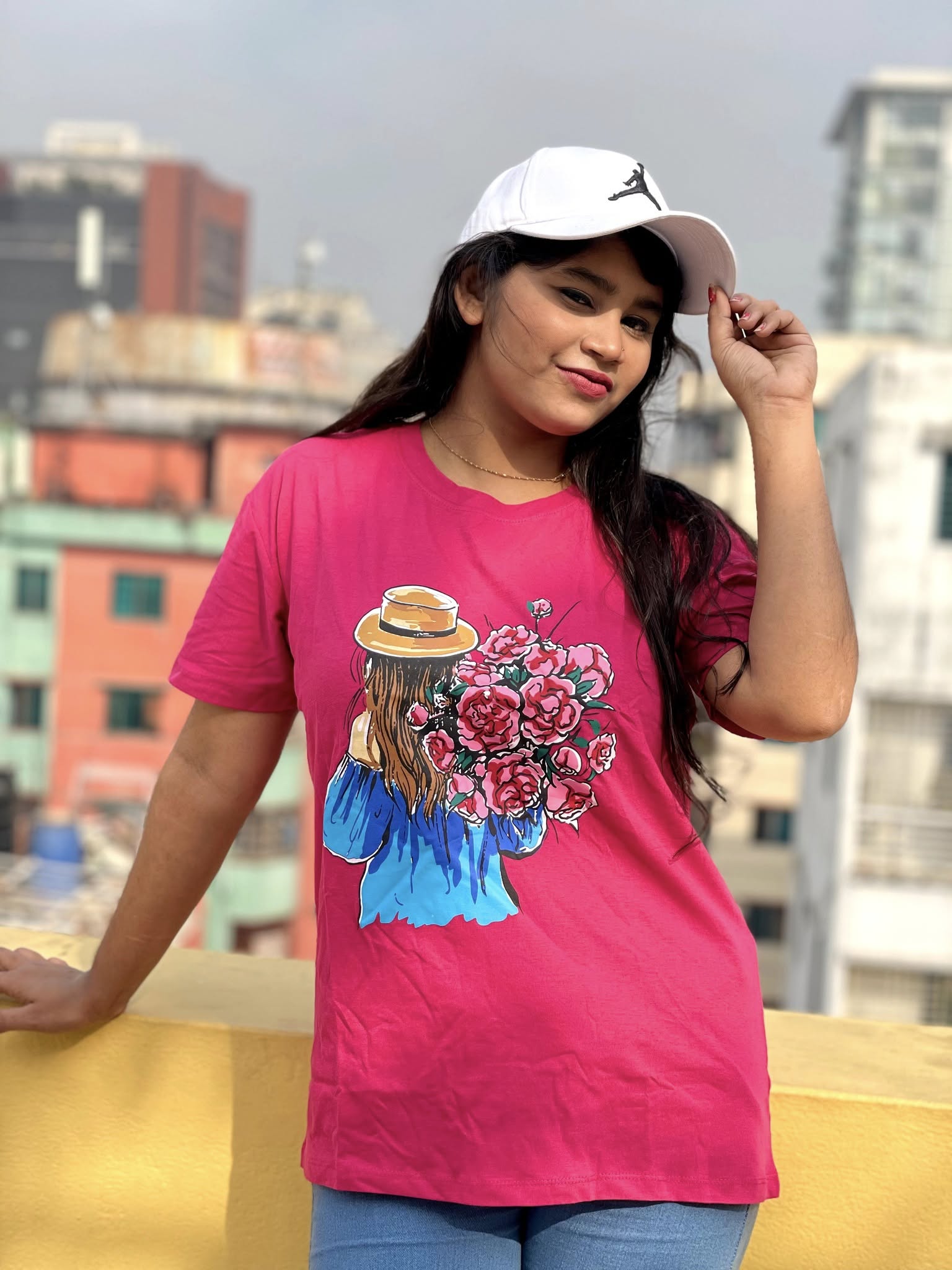Ladies 𝗗𝗿𝗼𝗽 𝗦𝗵𝗼𝘂𝗹𝗱𝗲𝗿 𝗧-𝗦𝗵𝗶𝗿𝘁